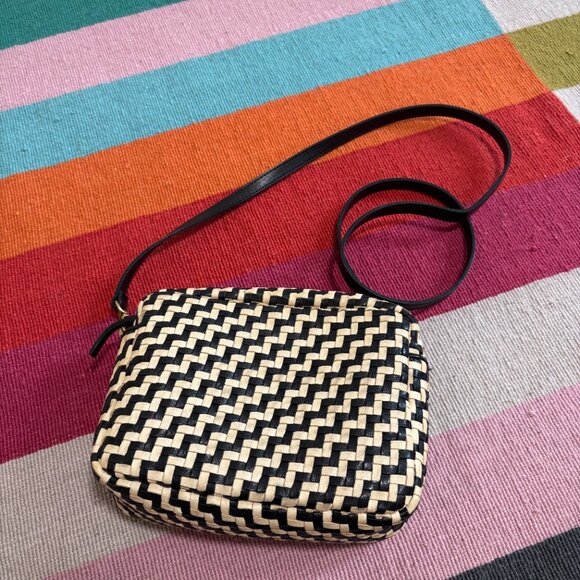 Clare V Midi Sac in Woven Black/Cream - Picture 3 of 9